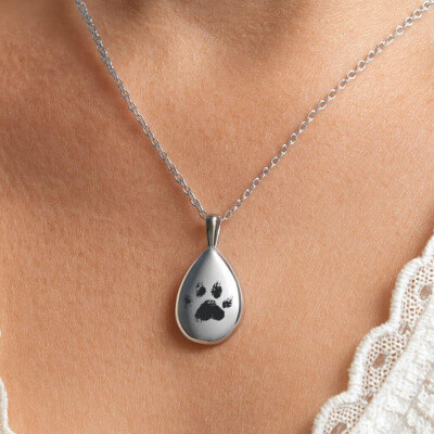 Personalised Pet Memorial Paw-Print Teardrop...