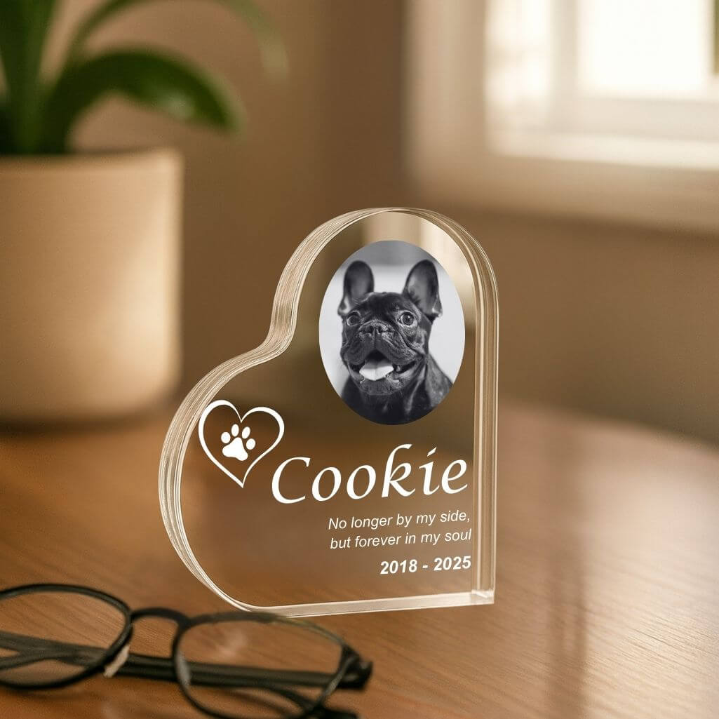 Personalised Pet Memorial Gift – Heart-Shaped Acrylic Plaque with Engraved Name, Dates & Tribute