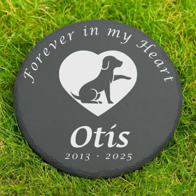 Personalised Round Pet Grave Marker – Slate Dog...