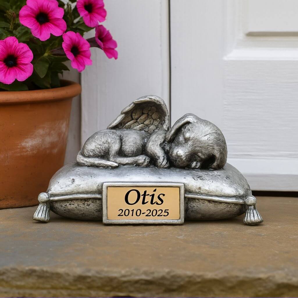 Sleeping Angel Dog Pet Memorial Urn with Elegant Cursive Name & Dates – Outdoor Resin Grave Marker for Garden Display